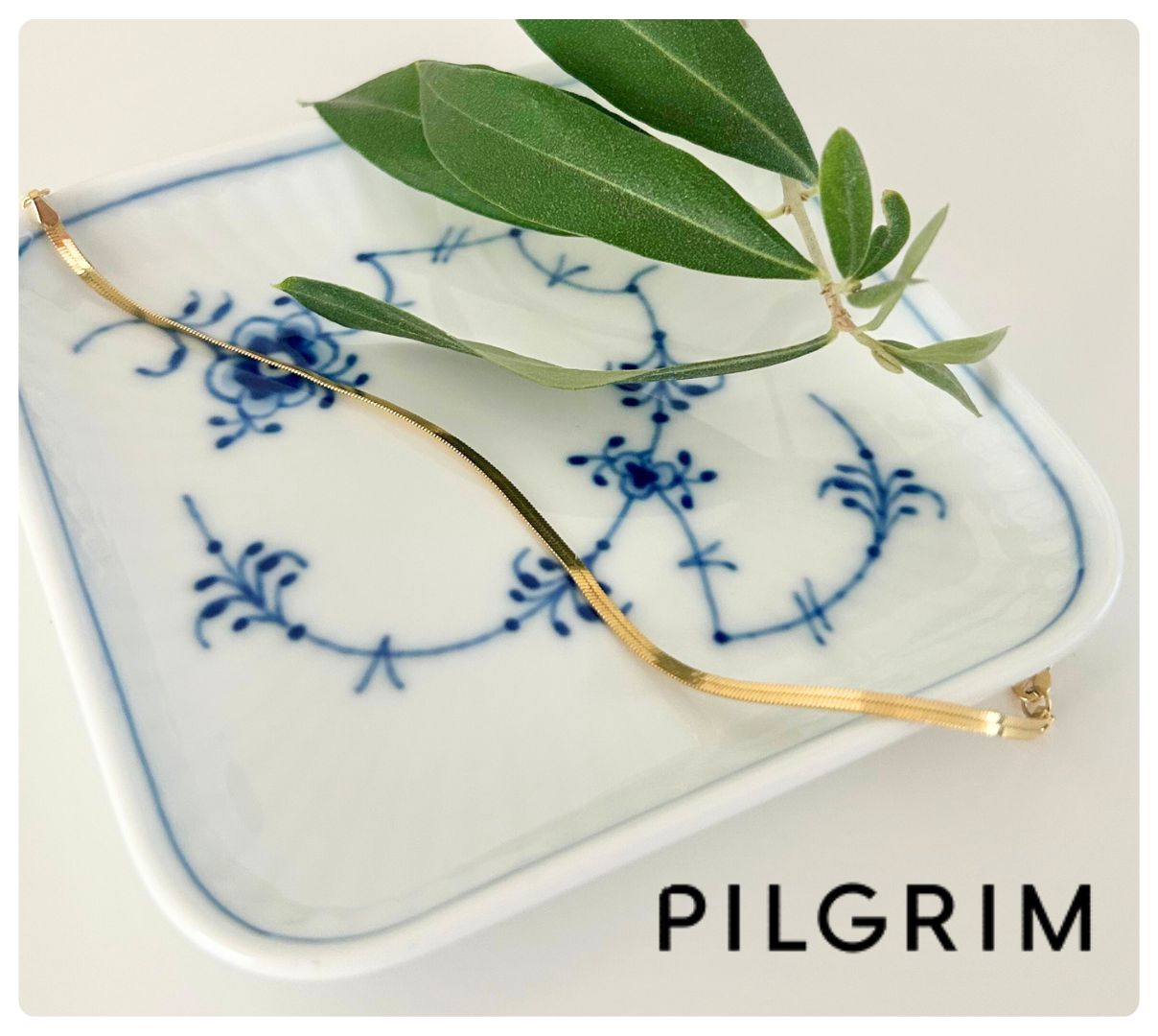 Joanna flat snake armbånd guldbelagt fra Pilgrim